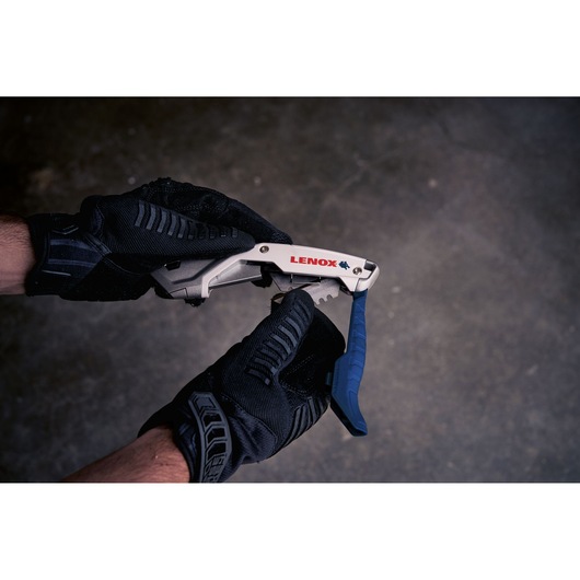 LENOX® 3-Blade Retractable Utility Knife with On Tool Blade Storage Application