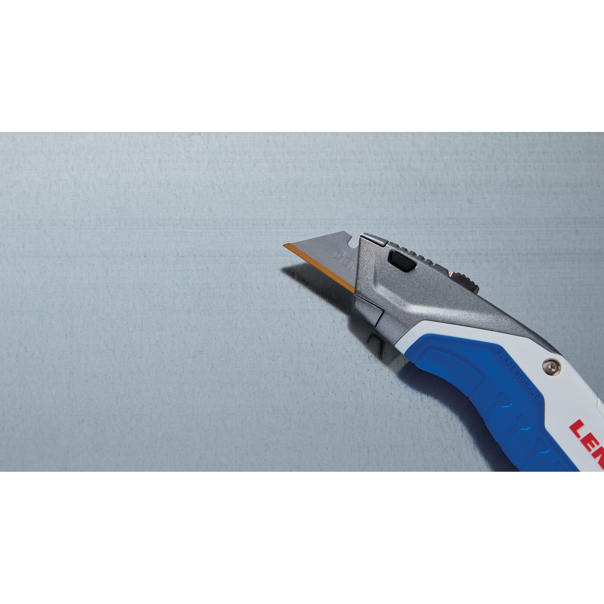 Pro Retractable Utility Knife | LENOX
