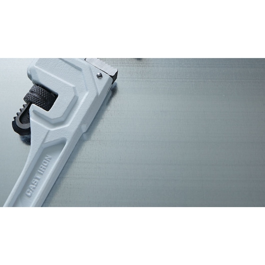 10" Cast Iron Pipe Wrench